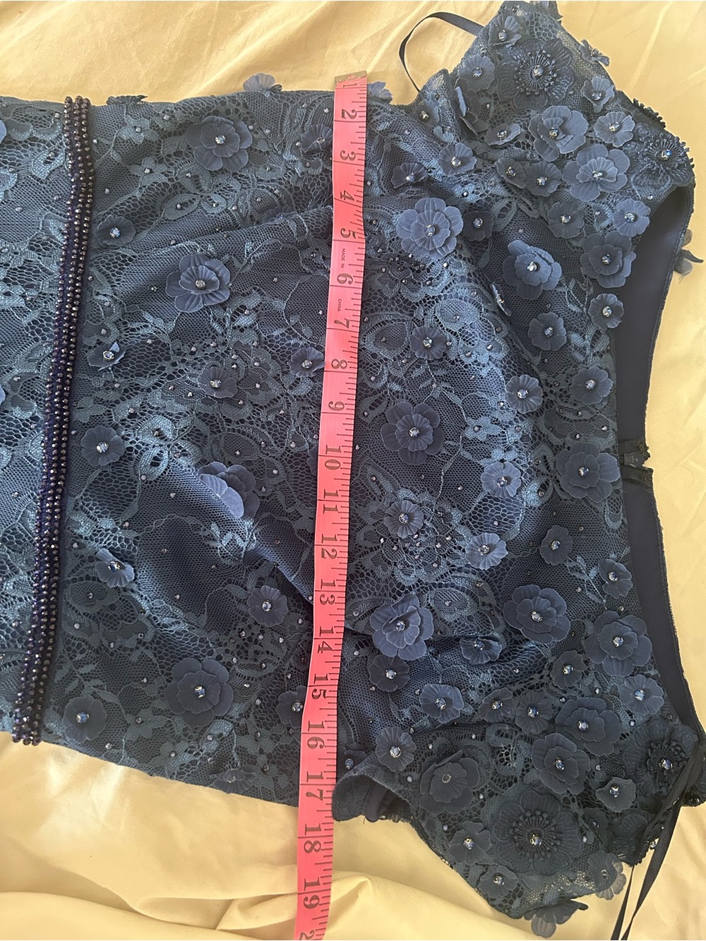 Mac Duggal Navy Embellished Floral Lace Cap-Sleeve Gown - Picture 11 of 13